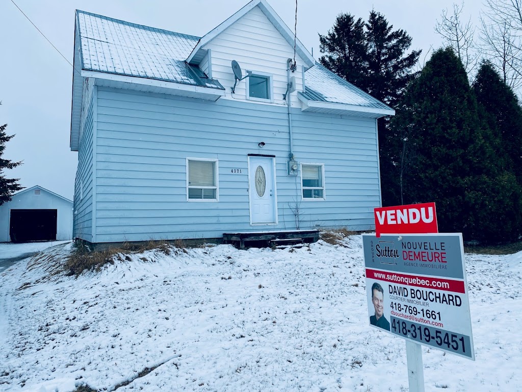 David Bouchard courtier immobilier résidentiel groupe Sutton | 710 Rue Scott O, Alma, QC G8B 1R6, Canada | Phone: (418) 319-5451