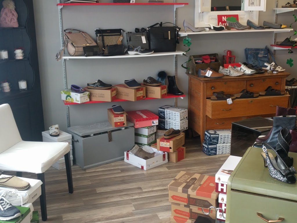 Boutique Shawville Shooz | 387 Rue Main, Shawville, QC J0X 2Y0, Canada | Phone: (819) 647-5711