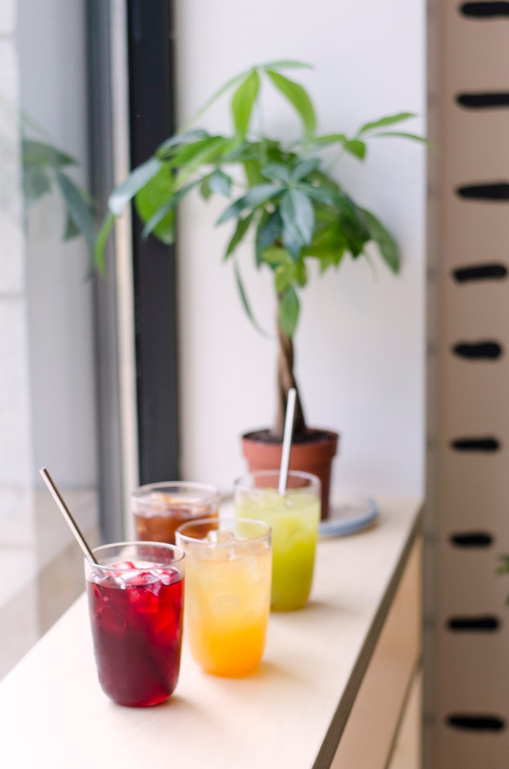 Les Faiseurs | 6564 Boul St-Laurent, Montréal, QC H2S 3C6, Canada | Phone: (514) 543-4042