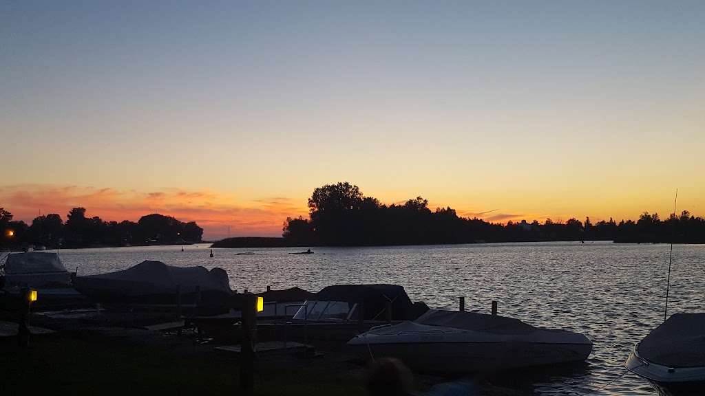 Port Franks Marina | 7574 Biddulph St, Port Franks, ON N0M 2L0, Canada | Phone: (519) 243-2354