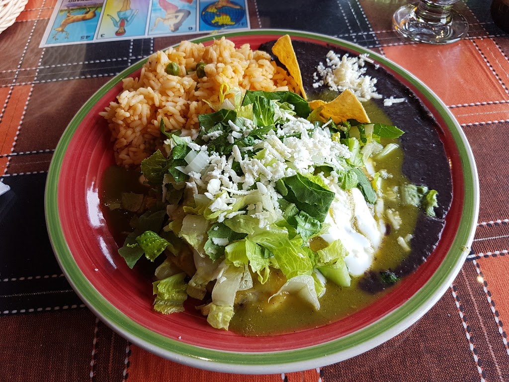 Taqueria La Bonita | 1128 Cadboro Rd, Gloucester, ON K1J 7P5, Canada | Phone: (613) 695-7373