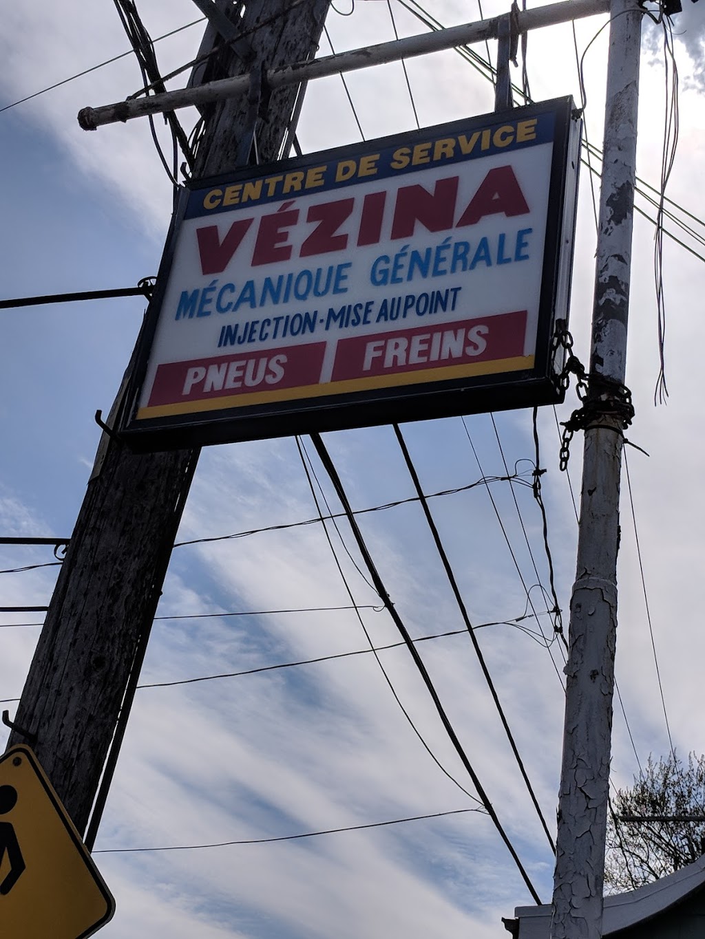 Centre De Svc Vezina Enr | 2331 Ave Royale, Quebec City, QC G1C 1R2, Canada | Phone: (418) 667-4089