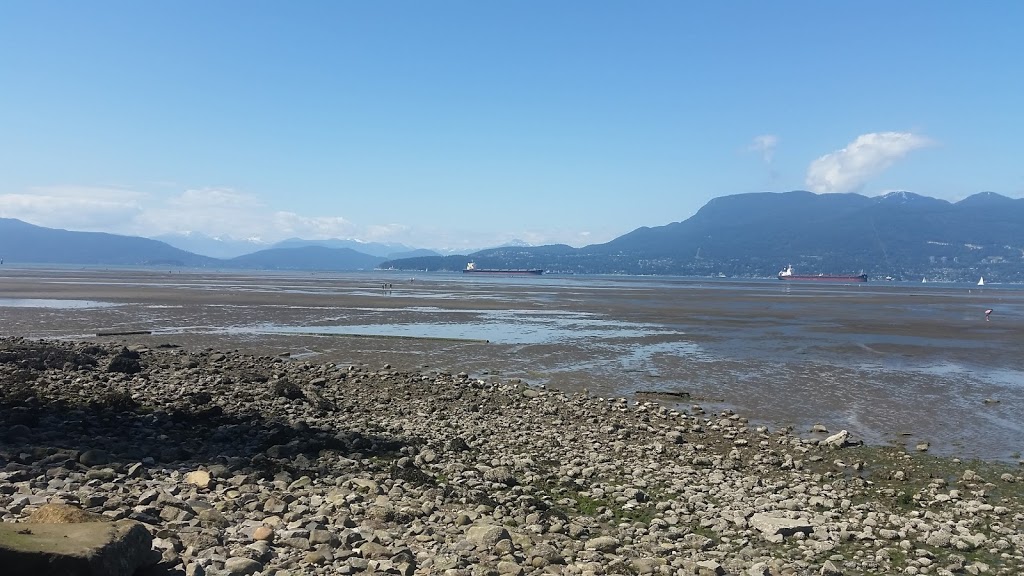 Spanish Bank West Parking Lot B | Unnamed Road, Vancouver, BC V6T 1X8, Canada