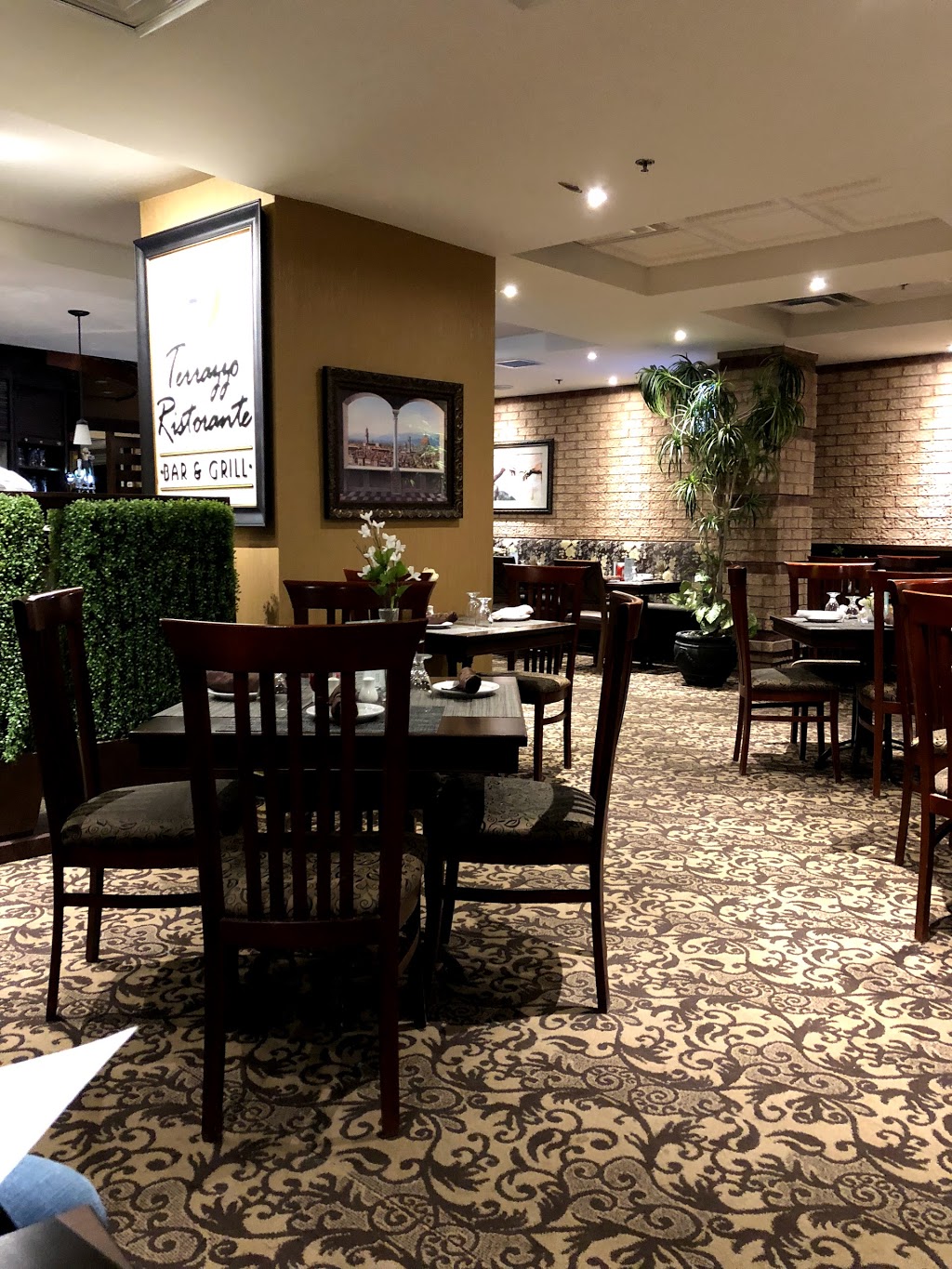 Terrazzo Ristorante | 7035 Edwards Blvd, Mississauga, ON L5T 2H8, Canada | Phone: (905) 564-8500