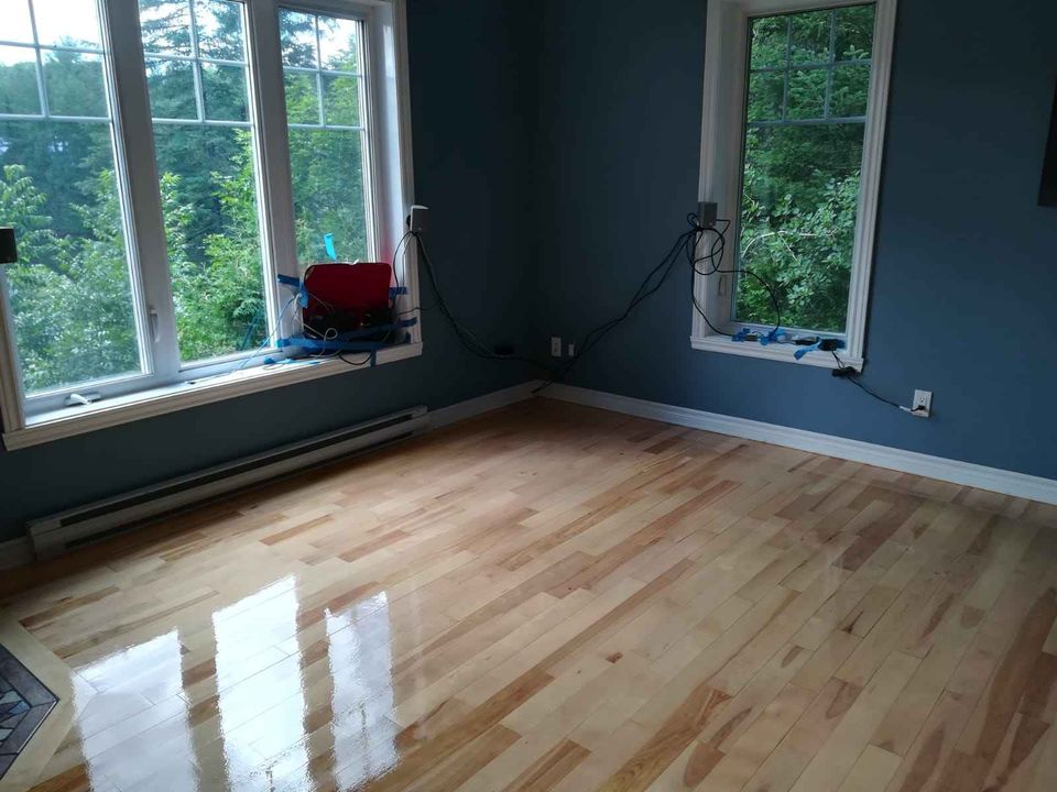 Plancher Newlook | 1198 Chem. Saint-Henri, Mascouche, QC J7K 2N2, Canada | Phone: (514) 968-7824