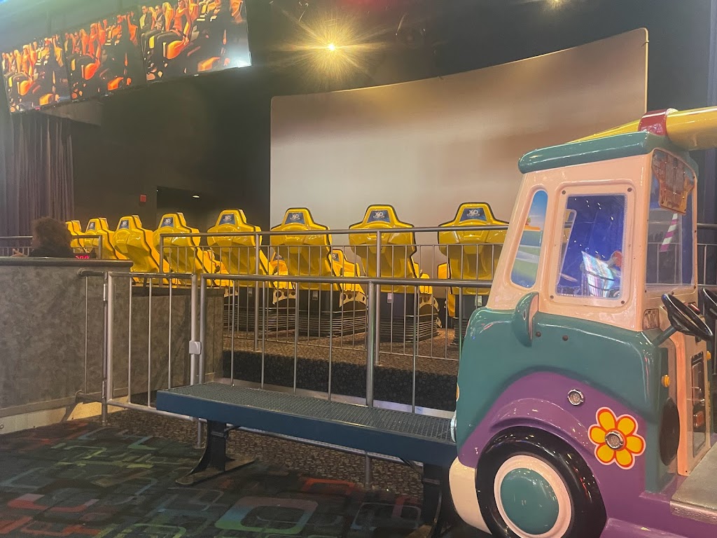 Cosmic Coaster - 4868 Clifton Hill, Niagara Falls, ON L2G 3N4, Canada