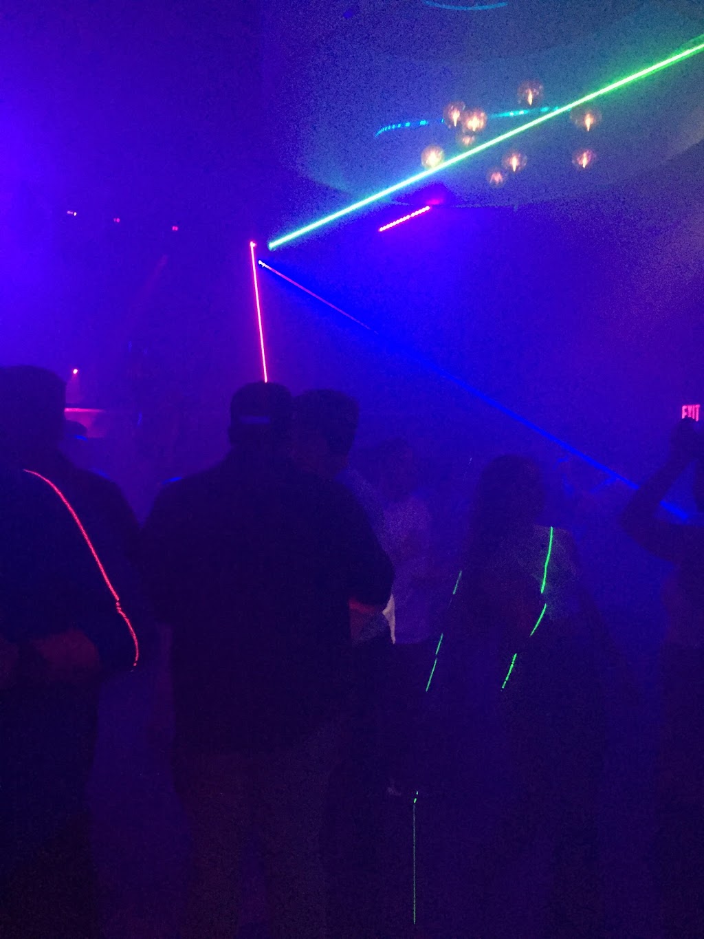 Moda Night Club | 4749 Keele St, North York, ON M3J 2N9, Canada | Phone: (416) 739-6632