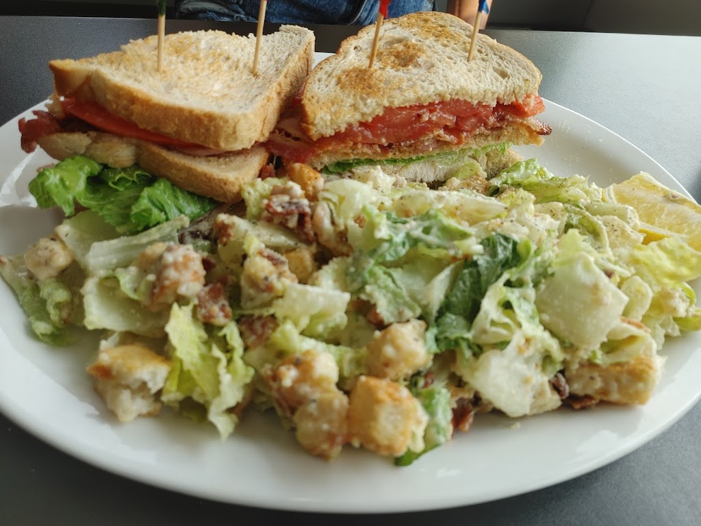 Uncle jimmys | 9225 County Rd 93 #12b, Midland, ON L4R 4K4, Canada | Phone: (705) 526-6788