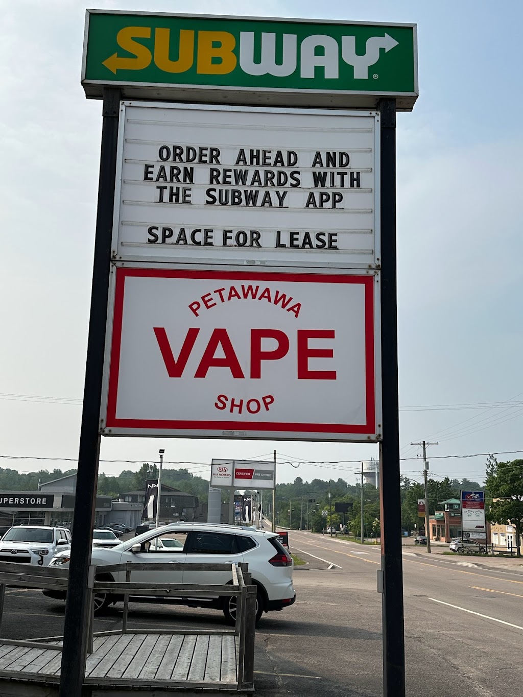 Petawawa Vape Shop | 3482 Petawawa Blvd unit b, Petawawa, ON K8H 1X3, Canada | Phone: (613) 685-0111