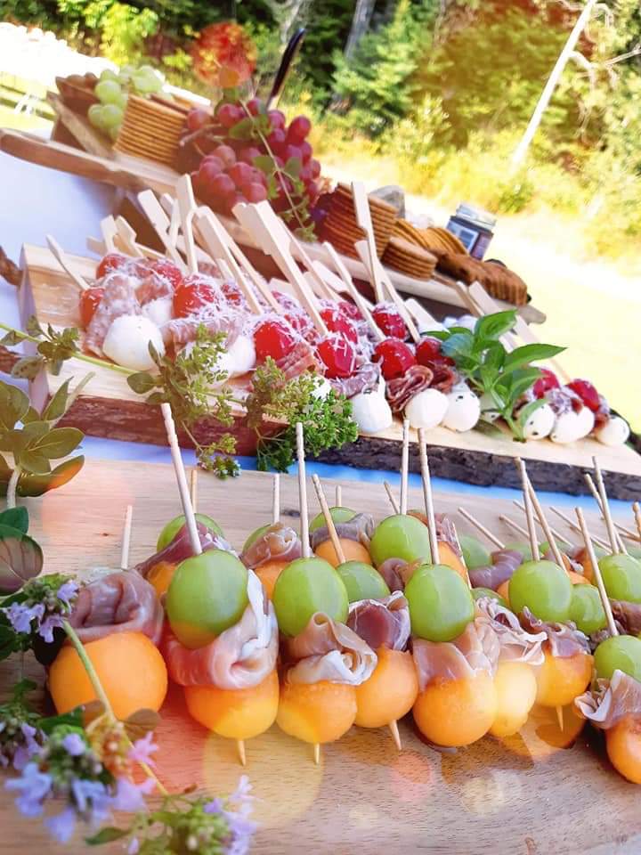 Blue Mandolin, Catering | 68 Front St Unit C, Sturgeon Falls, ON P2B 2G7, Canada | Phone: (705) 492-7187