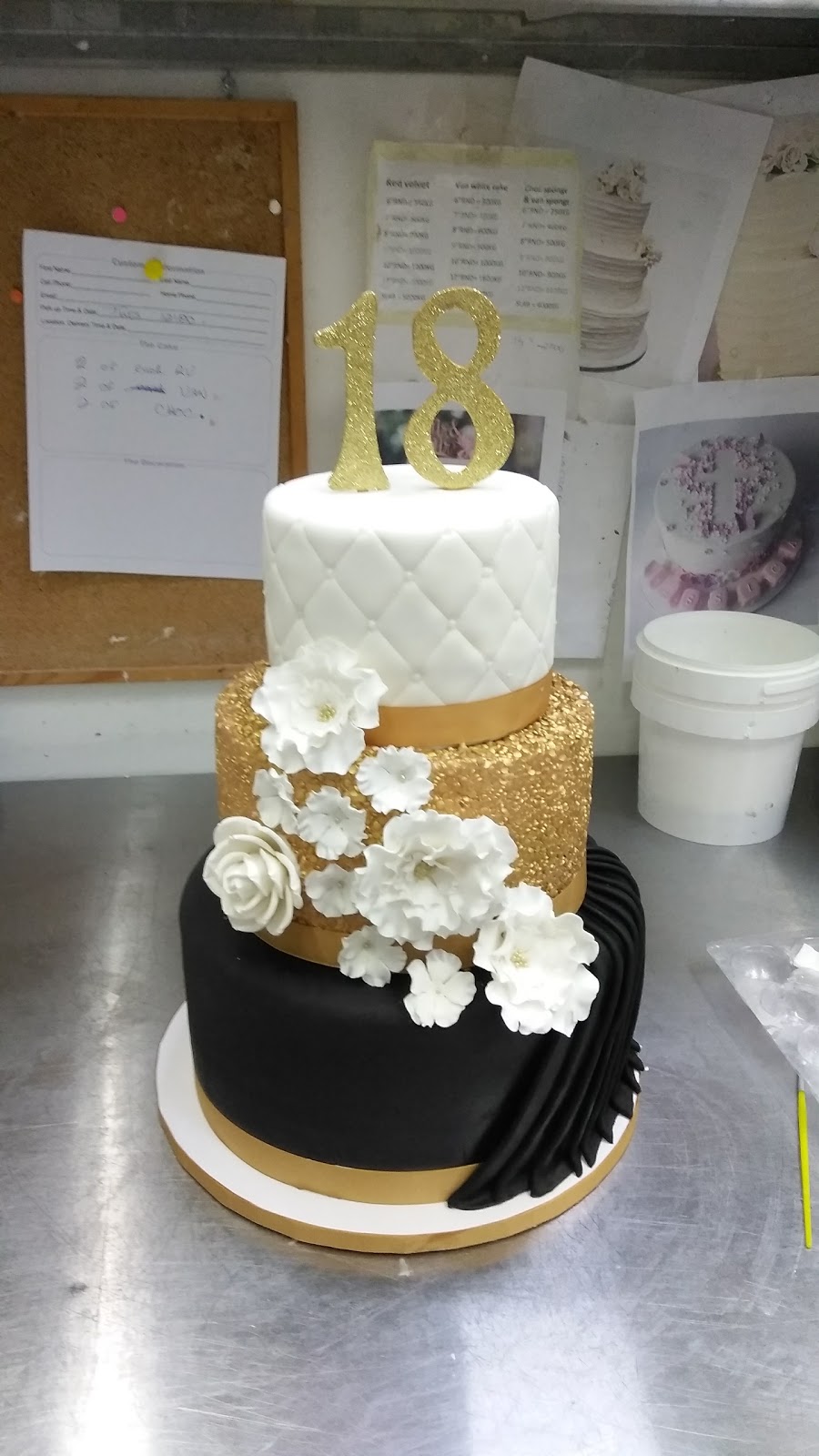 La Creme Cakes | 25 Fisherman Dr Unit 16, Brampton, ON L7A 1C9, Canada | Phone: (905) 846-9333