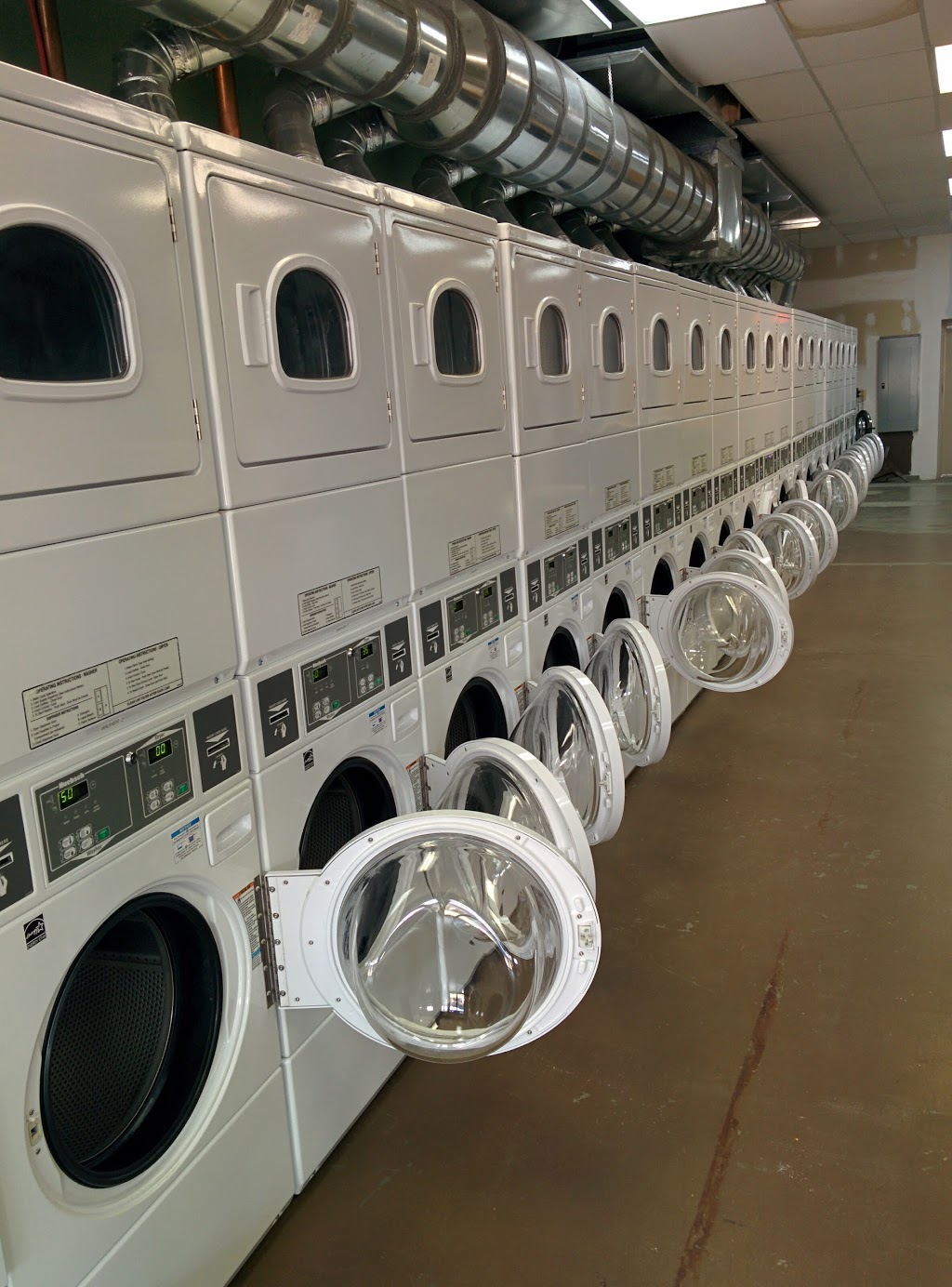 Hot Sox Laundry | 1763 Ross Rd, West Kelowna, BC V1Z 3E7, Canada | Phone: (250) 769-0029