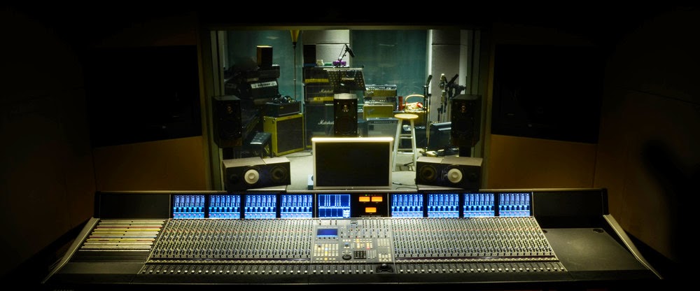 BoomBox Sound | 317 Adelaide St W #401, Toronto, ON M5V 1P9, Canada | Phone: (416) 350-1212