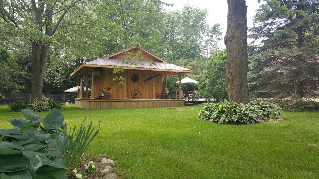 Edible Acres | 21083 Purple Hill Rd, Thorndale, ON N0M 2P0, Canada | Phone: (519) 520-0175