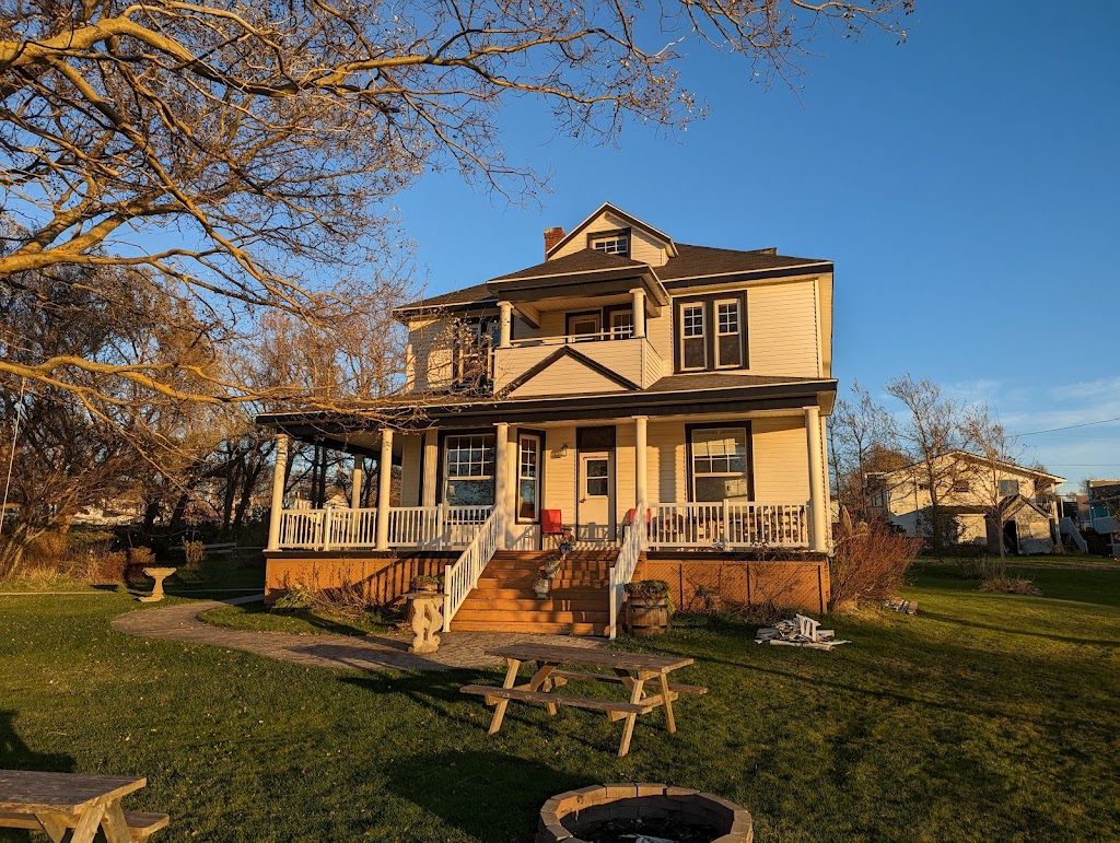 Dusky Diamonds | 21 Beach No 1 Rd, Inverness, NS B0E 1N0, Canada | Phone: (902) 258-5225