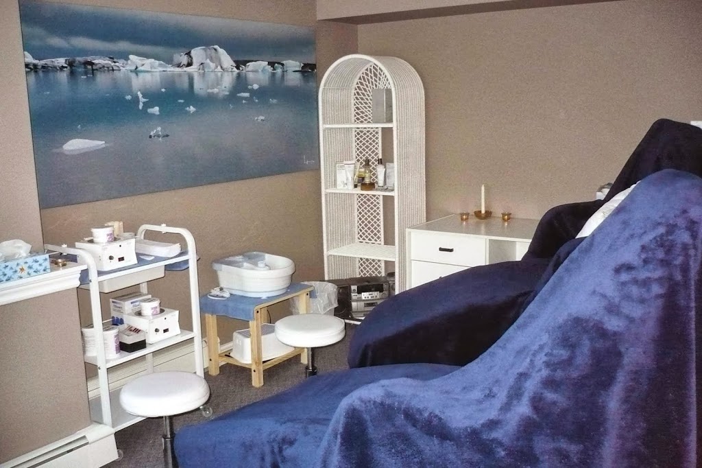Soothing Oasis Spa by Aloette | 244 Dalton Ave, Kingston, ON K7K 6C3, Canada | Phone: (613) 544-0210