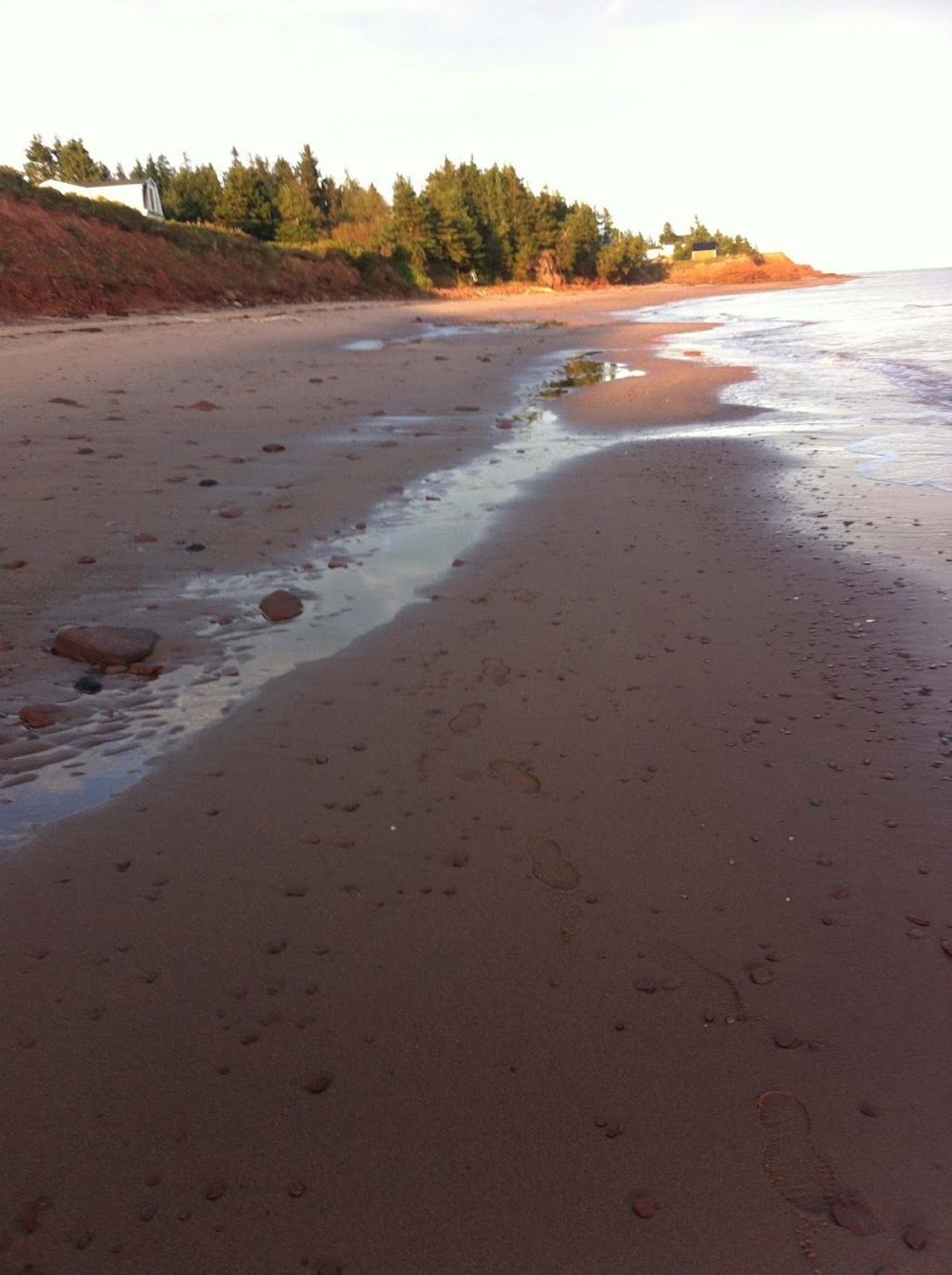 Atlantic Escape: PEI Beach Cottage | point of interest | 83 MacFarlane Rd, Murray River, PE C0A 1W0, Canada | 6137959313 OR +1 613-795-9313