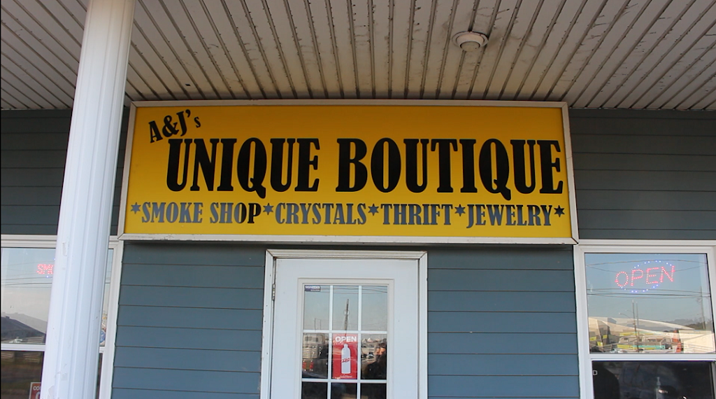 A&J Unique Boutique | 81 Golden Grove Rd, Saint John, NB E2H 1W6, Canada | Phone: (506) 674-2321