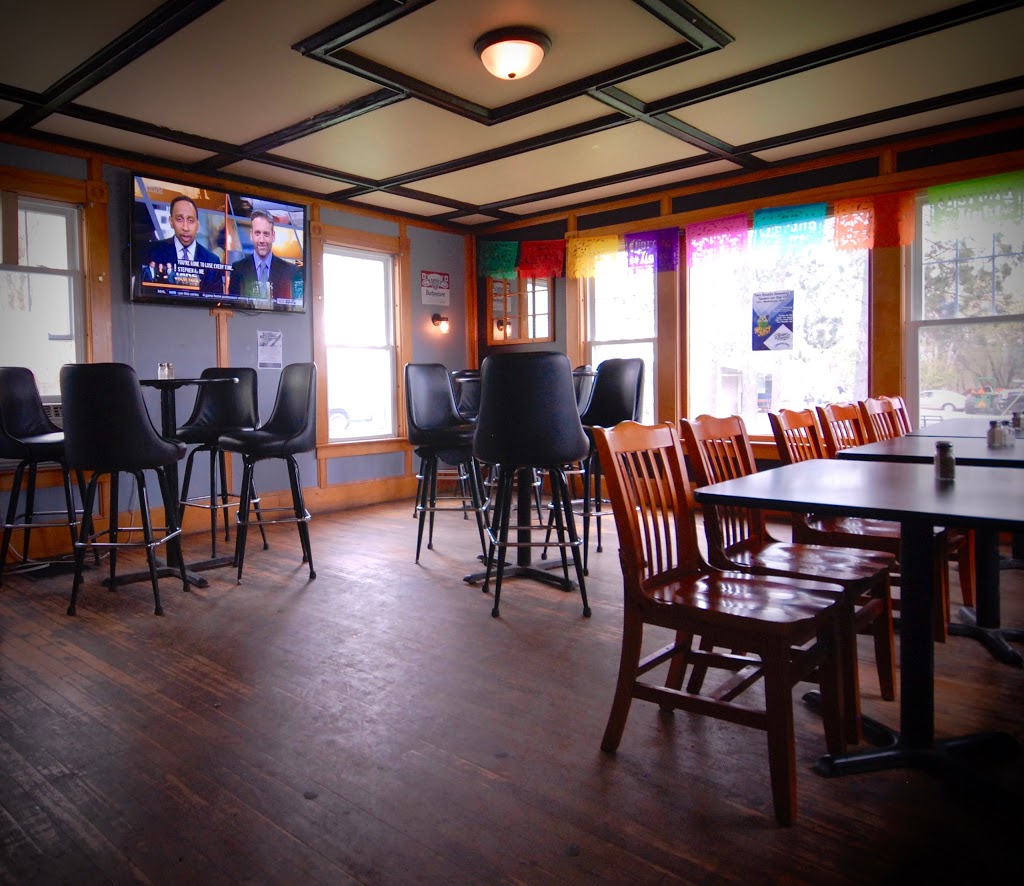 Tavern on the Hill | 1724 E Main St, Newport, VT 05855, USA | Phone: (802) 334-9006