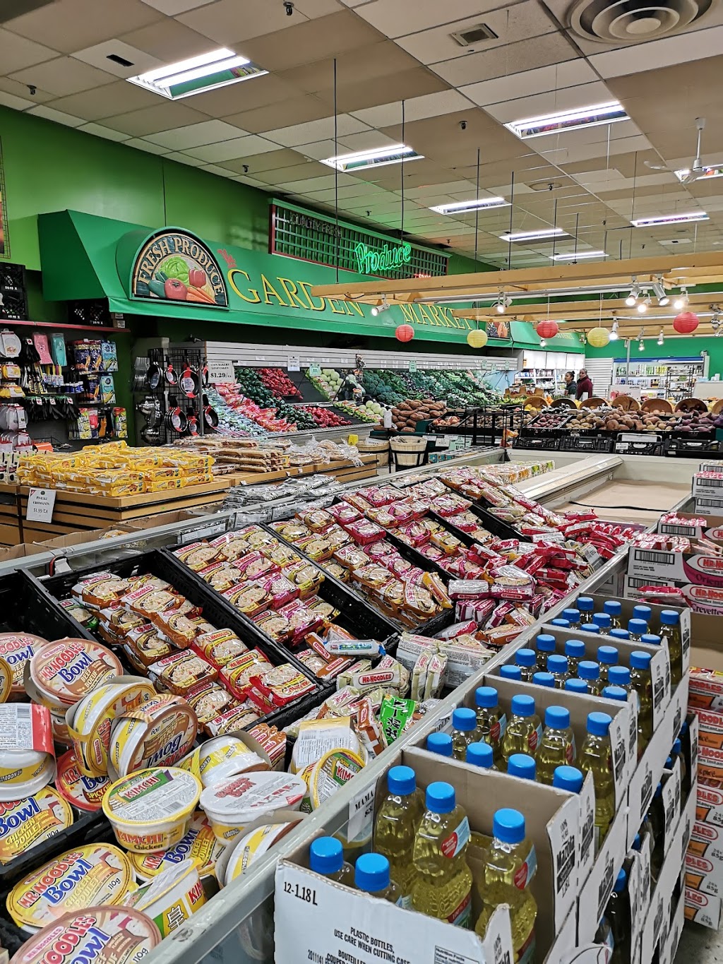 Your Community Grocers | store | 45 Four Winds Dr, North York, ON M3J 1K7, Canada | 4166636000 OR +1 416-663-6000