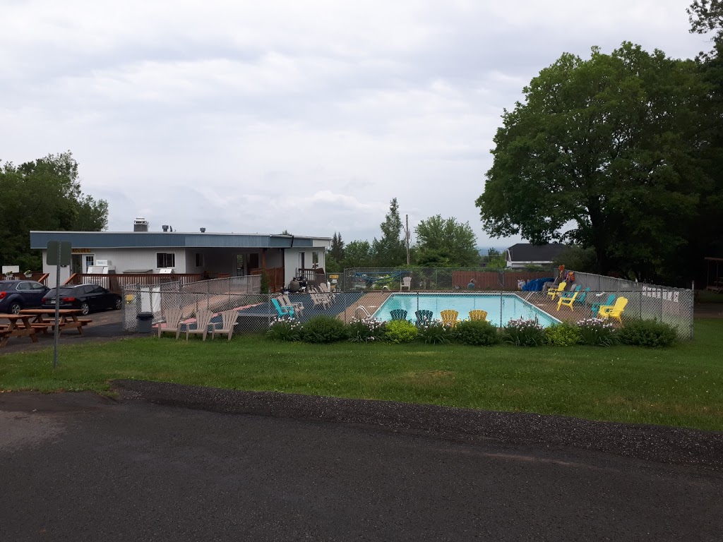 Camping de la Joie | 640 Rue George-Muir, Québec, QC G2N 2H3, Canada | Phone: (418) 849-2264