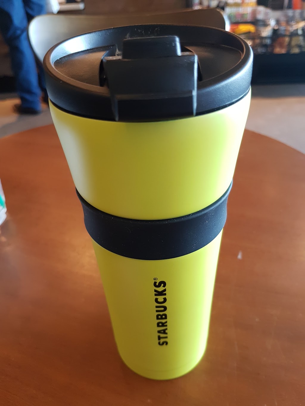 Starbucks | 131 Century Crossing #206, Spruce Grove, AB T7X 0C8, Canada | Phone: (780) 962-1972