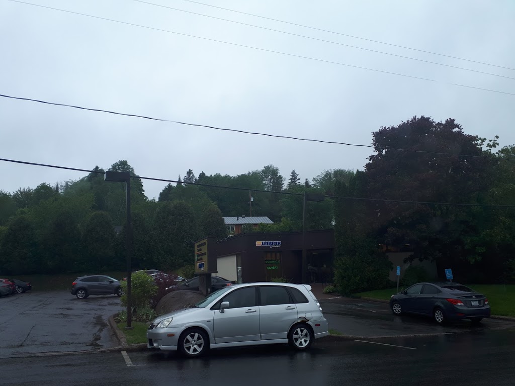 Uniprix Clinique Louis-Philippe Kassar - Pharmacie affiliée | 1150 Rue du Bourg-Joli, Sainte-Adèle, QC J8B 1W8, Canada | Phone: (450) 229-3501