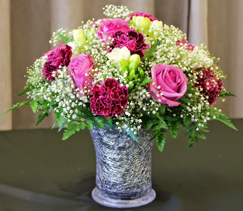 Talisman Flowers | 471 Hazeldean Rd, Kanata, ON K2L 4B8, Canada | Phone: (613) 831-3939
