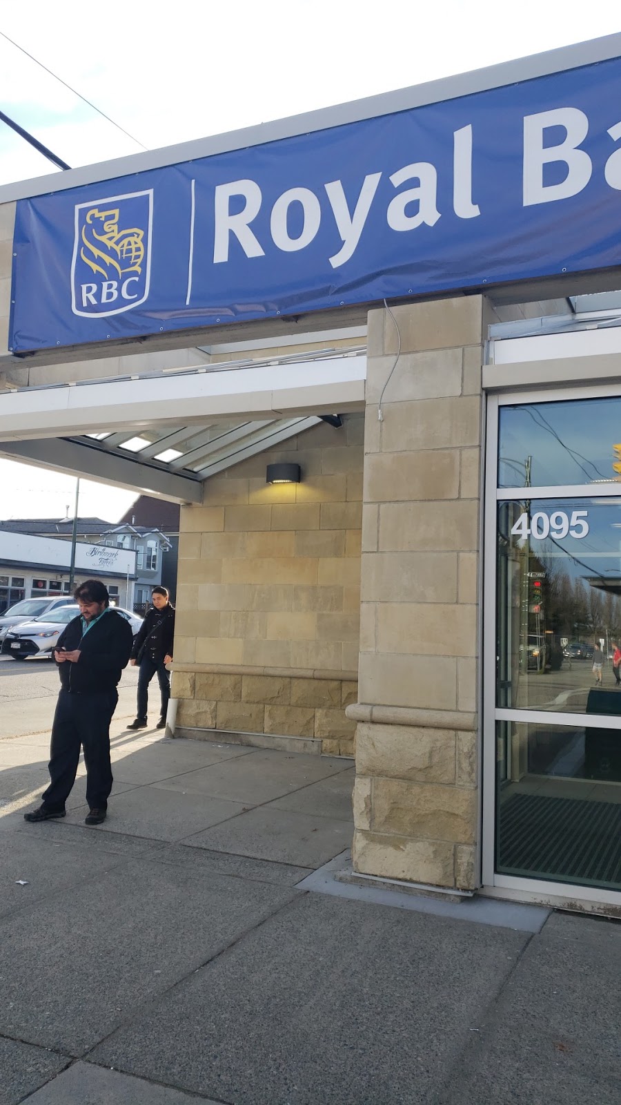 RBC Royal Bank | 4095 Main St, Vancouver, BC V5V 3P5, Canada | Phone: (604) 665-3111
