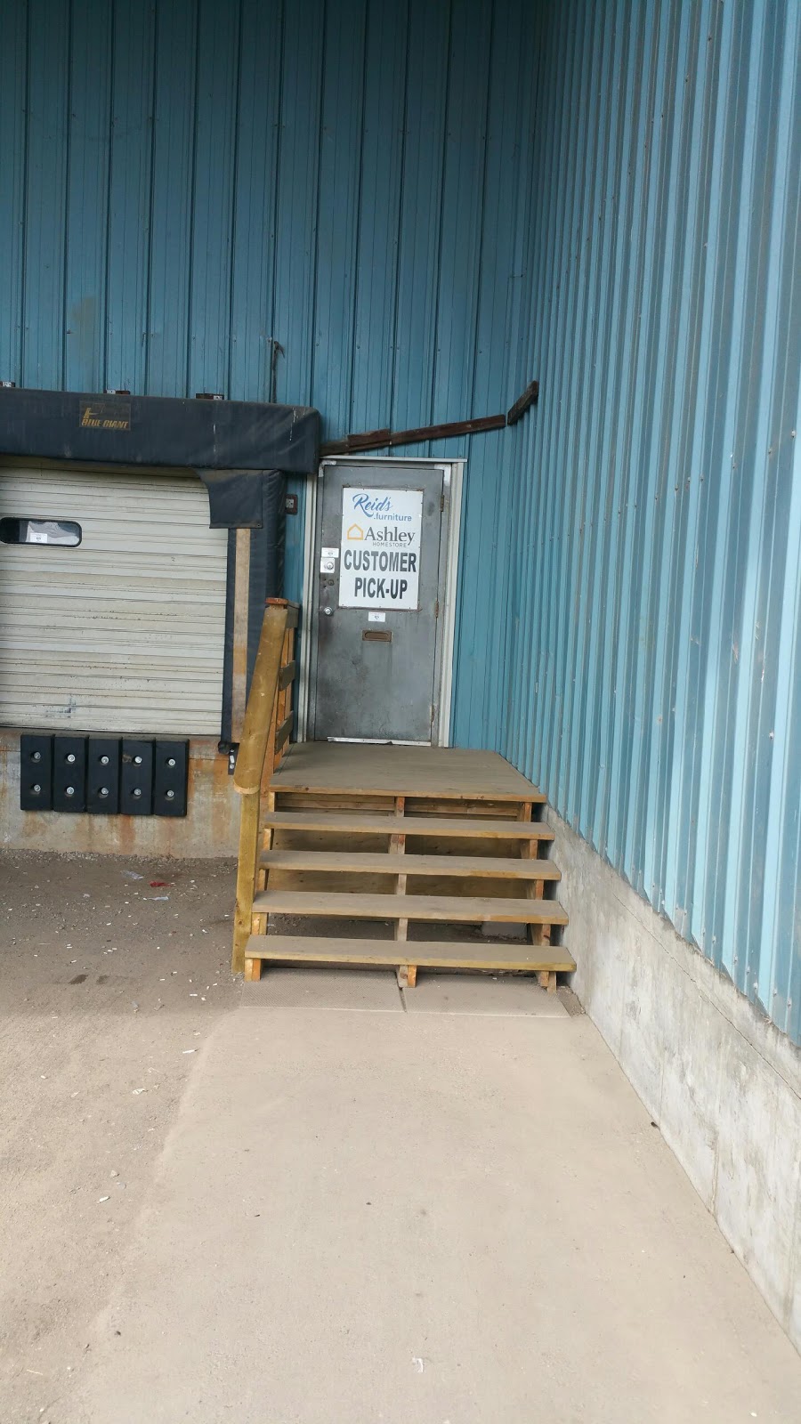 Reids / Ashley Distribution Centre | 800 Field St, Thunder Bay, ON P7B 3W3, Canada | Phone: (807) 701-5954