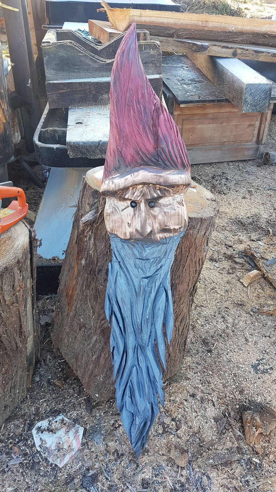 BEARS DEN CHAINSAW CARVINGS | 3710 Trans-Canada Hwy, Salmon Arm, BC V1E 3K1, Canada | Phone: (250) 515-0869
