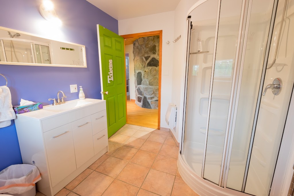 LUnique de Charlevoix | 103 Chemin St Paul, La Malbaie, QC G5A 2G7, Canada | Phone: (450) 663-1898