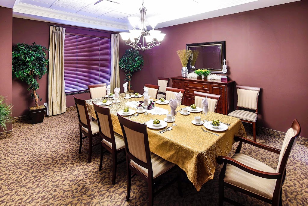 Revera Birkdale Place | 611 Farmstead Dr, Milton, ON L9T 7Y8, Canada | Phone: (905) 636-6300