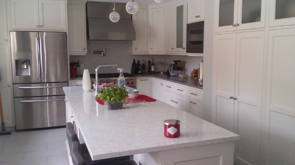 J & L Cleaning Services | 67 Burns Cir, Barrie, ON L4N 5J8, Canada | Phone: (705) 242-8992