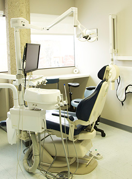 Clinique Dentaire Annye Laferrière | 1535 Ch Ste-Foy bureau 210, Québec, QC G1S 2P1, Canada | Phone: (418) 682-8289