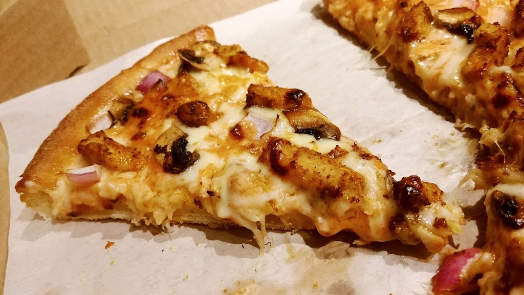 Chicagos Pizza Twist - (Gladwin Road) Abbotsford, BC | 3050 Gladwin Rd Unit 115, Abbotsford, BC V2T 0H5, Canada | Phone: (604) 239-4300