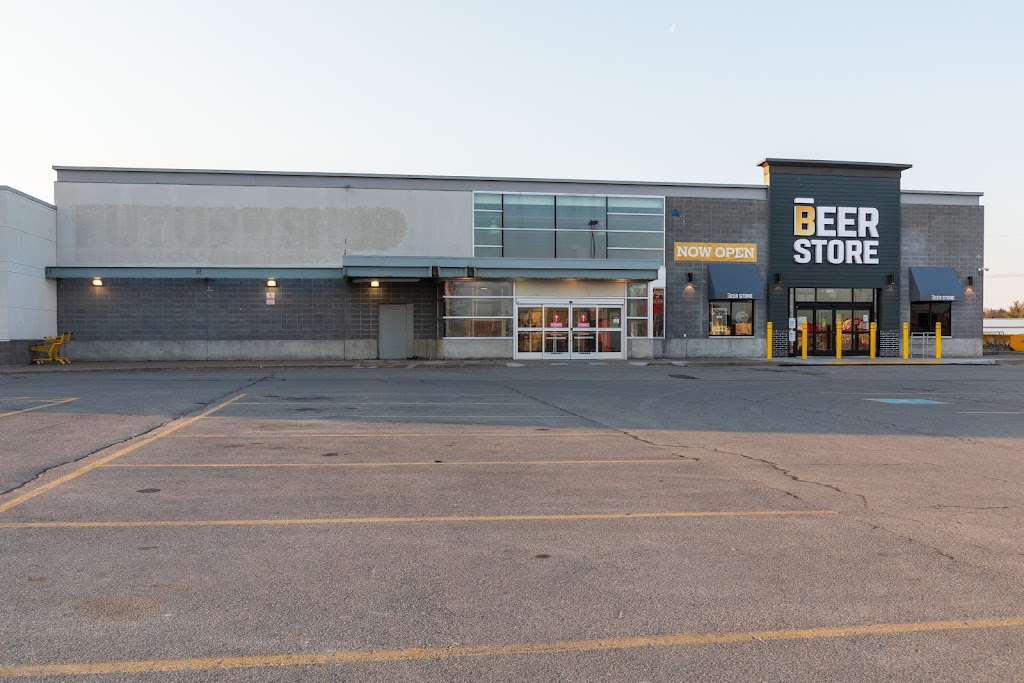 Beer Store | 167 Bell Blvd, Belleville, ON K8P 5N8, Canada | Phone: (613) 962-2146