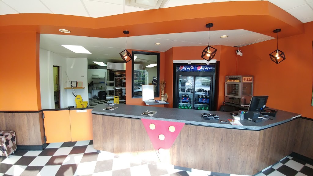 The Pizza Oven | 1215 Henderson Hwy, Winnipeg, MB R2G 1L8, Canada | Phone: (204) 949-3000