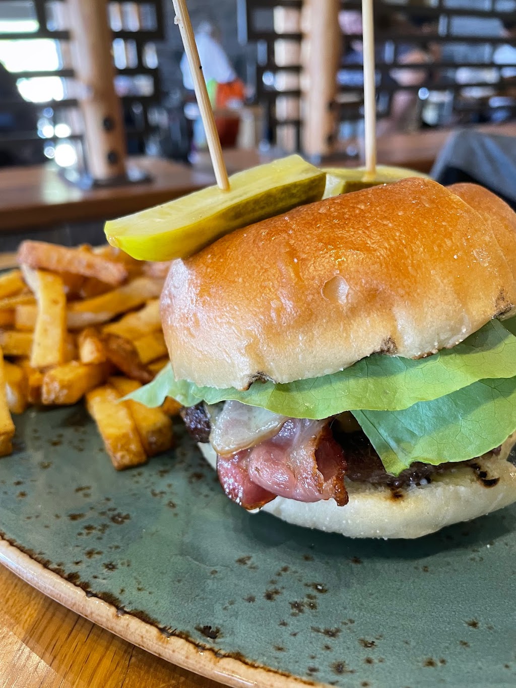 Whitehorn Bistro | 1 Whitehorn Rd, Lake Louise, AB T0L 1E0, Canada | Phone: (403) 522-1310