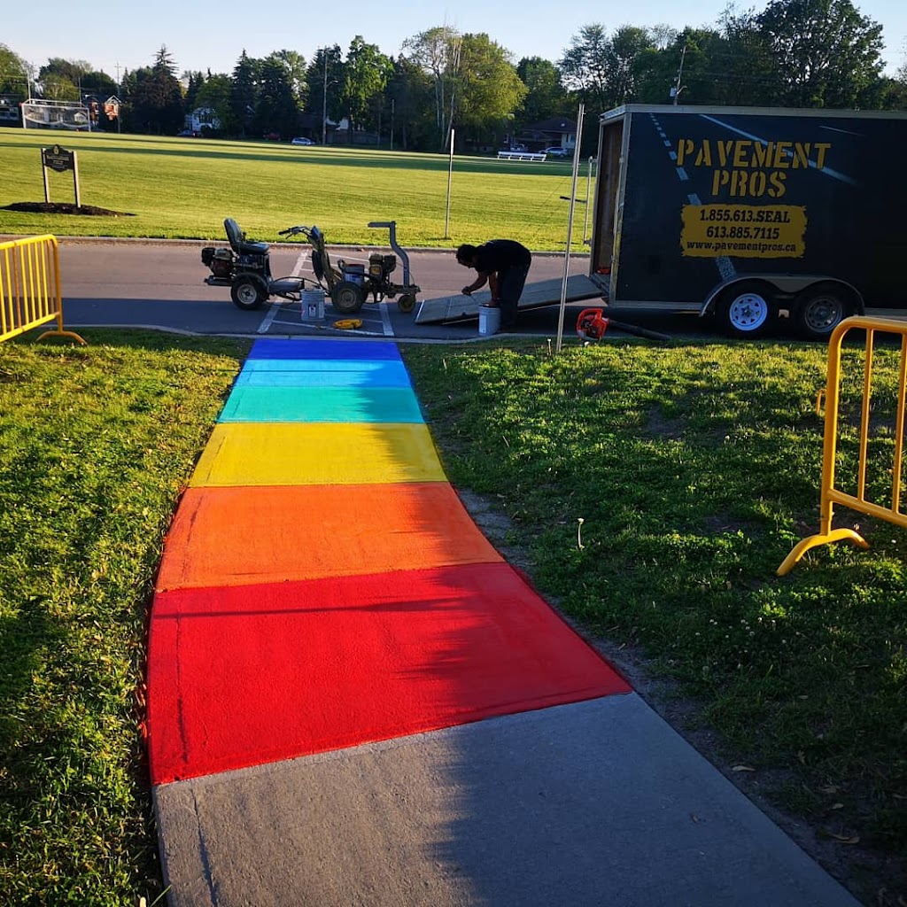Pavement Pros | 1070 Thrasher Rd, Plainfield, ON K0K 2V0, Canada | Phone: (855) 613-7325