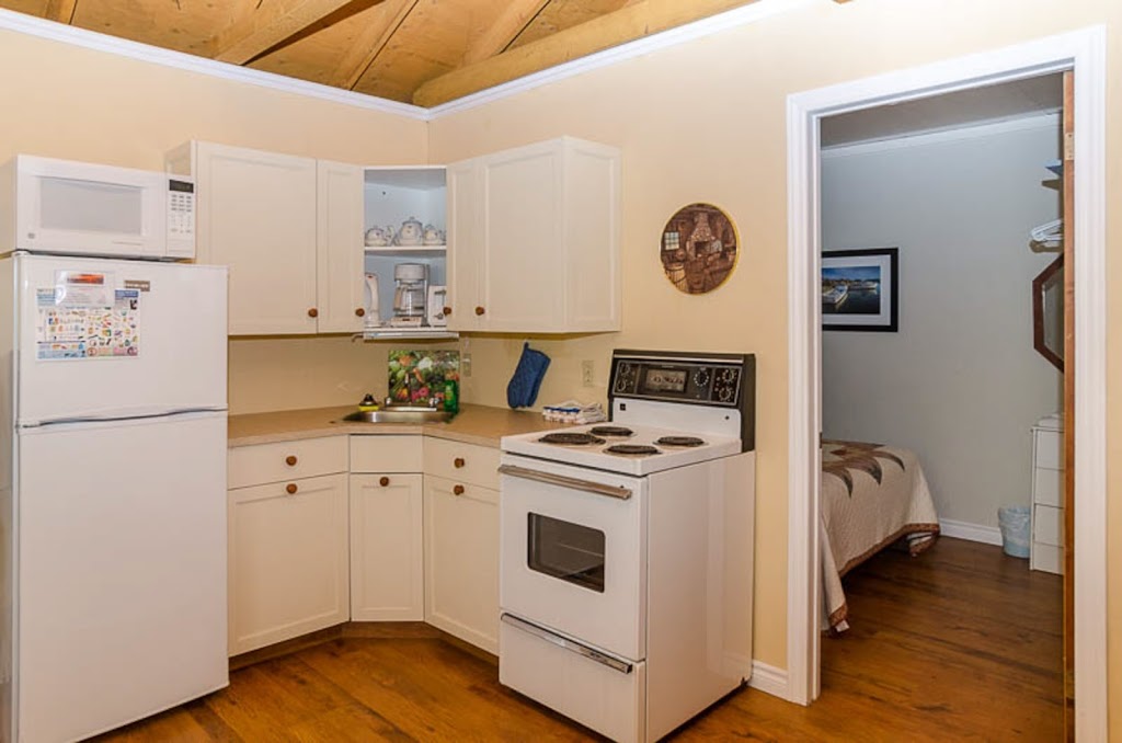 Jake & Jos Cottages | Brackley Point Rd, Brackley Beach, PE C1E 2N3, Canada | Phone: (902) 672-2147