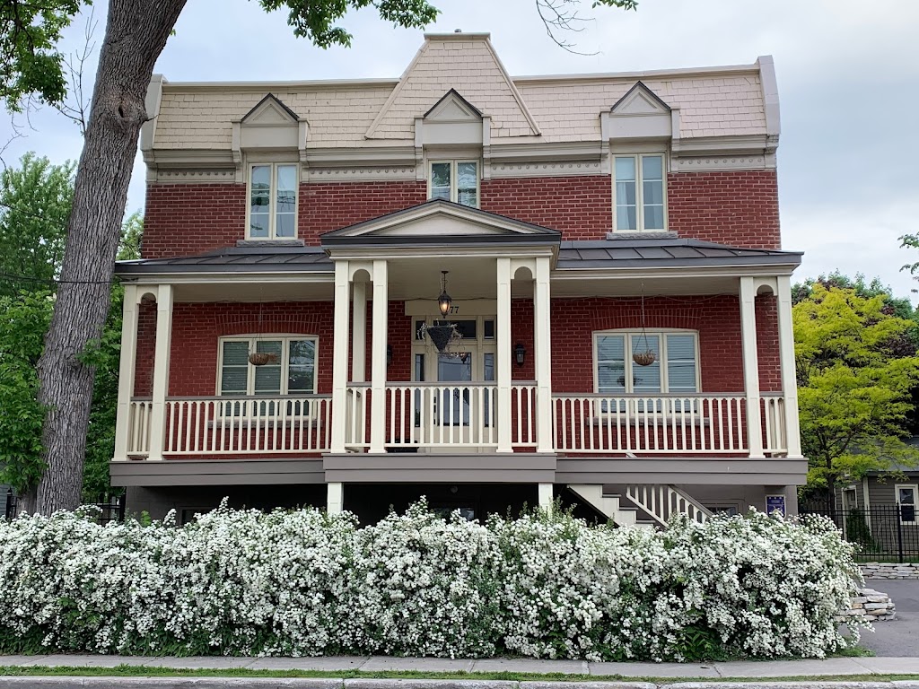 Appartements St Alexandre | 77 Rue Saint-Alexandre, Longueuil, QC J4H 3E6, Canada | Phone: (514) 231-0123