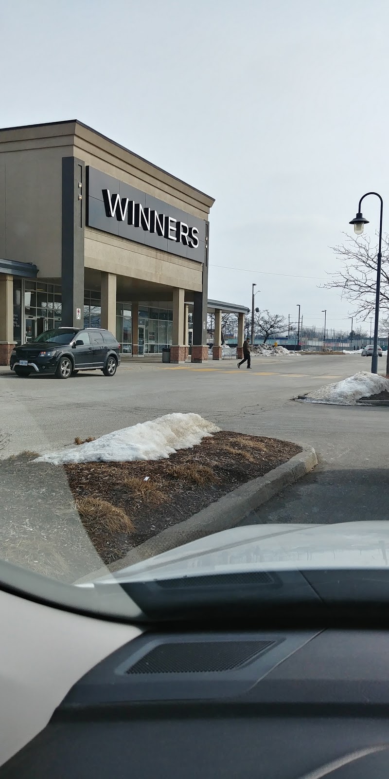 Winners | 7201 Tecumseh Rd E, Windsor, ON N8T 3K4, Canada | Phone: (519) 974-8519