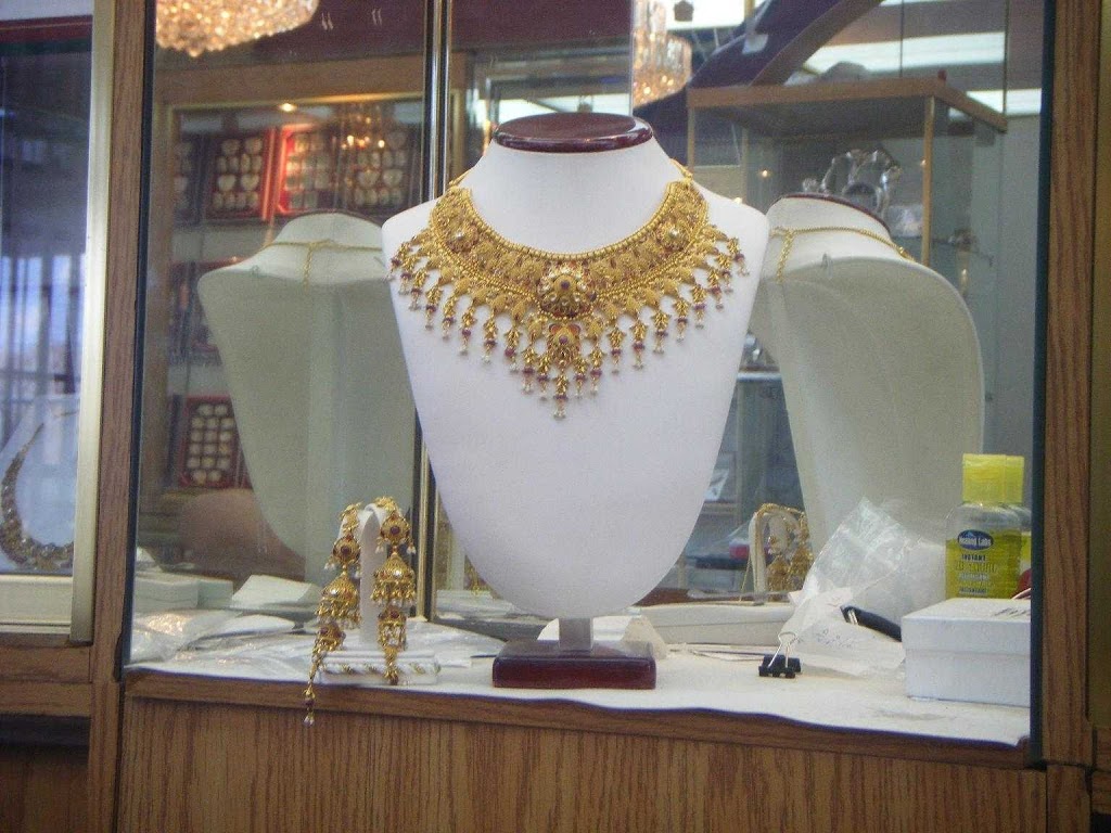 Shivani Jewellers | 7134 Airport Rd, Mississauga, ON L4T 2H1, Canada | Phone: (905) 671-4545