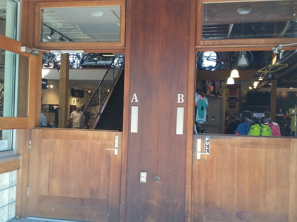 Oak Bay Bicycles | 1990 Oak Bay Ave, Victoria, BC V8R 1E2, Canada | Phone: (250) 598-4111