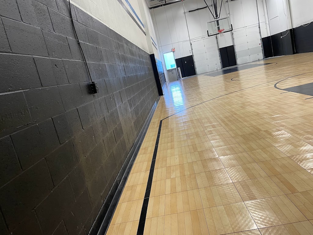 Astral Courts | 4020a Sladeview Crescent Unit 1, Mississauga, ON L5L 6B1, Canada | Phone: (289) 302-5777