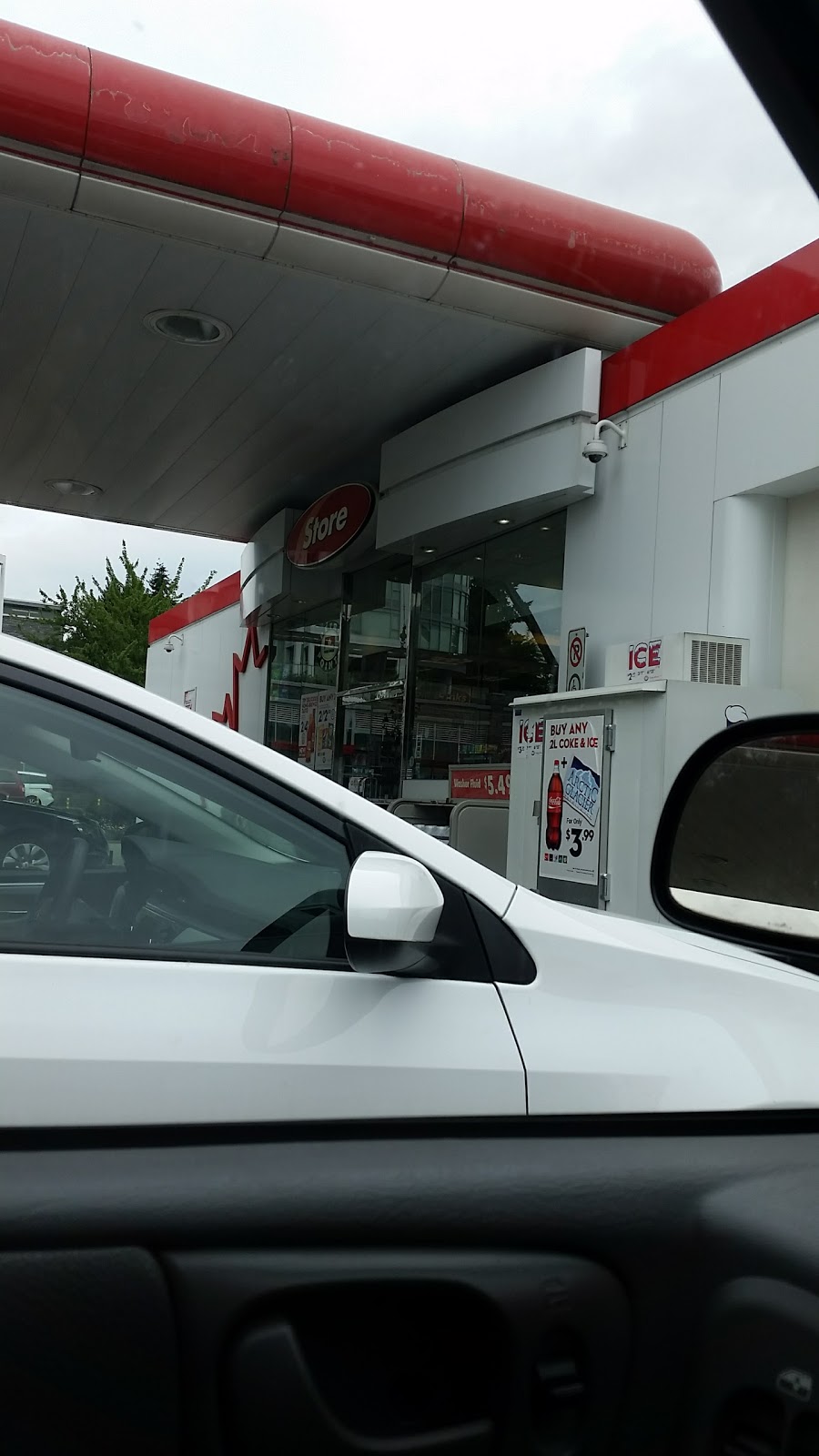 Petro-Canada & Car Wash | 948 Austin Ave, Coquitlam, BC V3K 3N8, Canada | Phone: (604) 931-3479