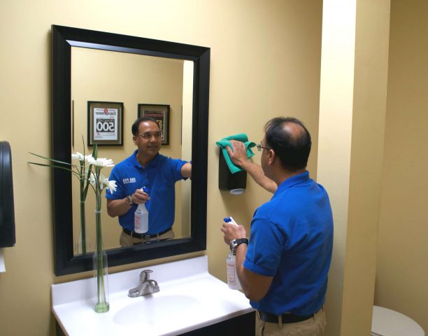 Jan-Pro Mississauga - Office & Commercial Cleaning Services | 2295 Dunwin Dr #1, Mississauga, ON L5L 3S4, Canada | Phone: (905) 569-1131