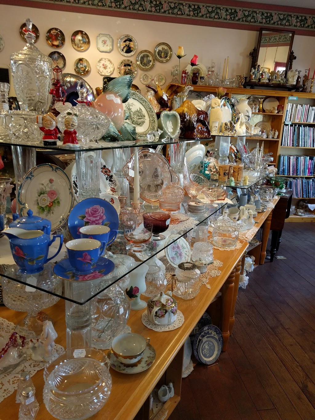 Jardin Estate Jewellers & Antiques | 5221 9th Avenue, Hwy 97, Okanagan Falls, BC V0H 1R0, Canada | Phone: (250) 497-6733