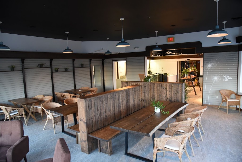 Ann Cakes & Cafe | 123 Water St, Summerside, PE C1N 1A8, Canada | Phone: (902) 436-4985